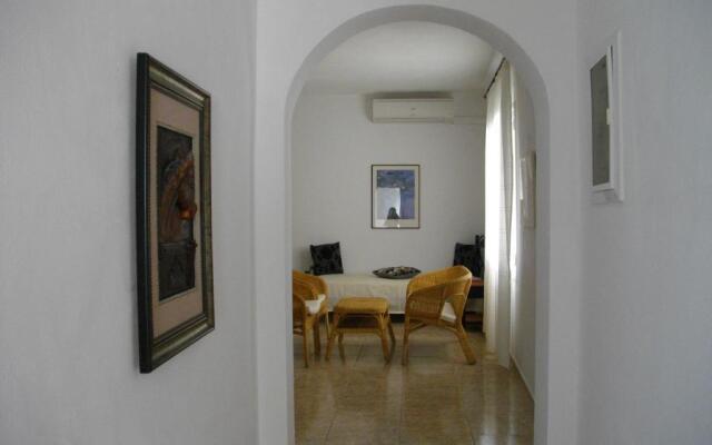 Villa Glyfos
