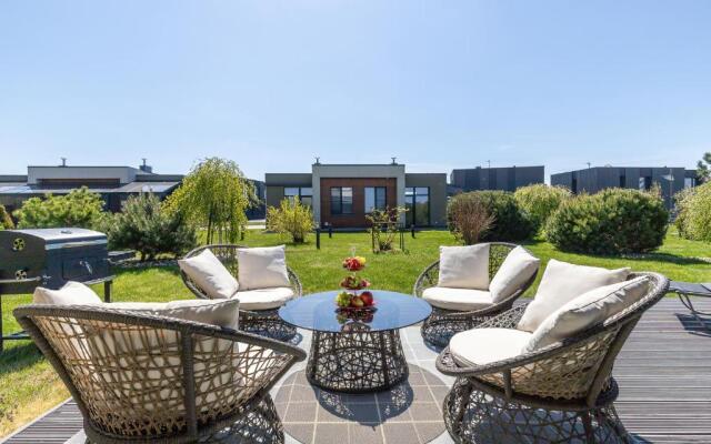 SEA GARDEN house, Kunigiškiai