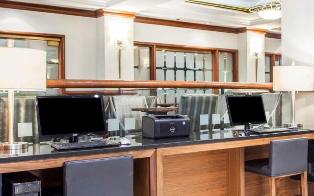 Clarion Hotel Empire Meadowlands