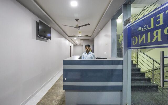 Capital O 30599 Hotel Blue Spring