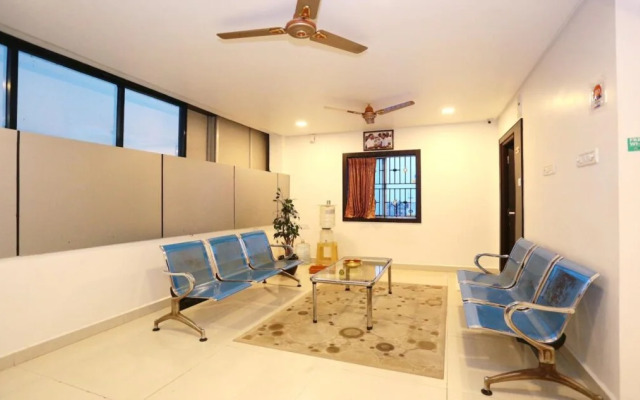 Kalaimagal Residency