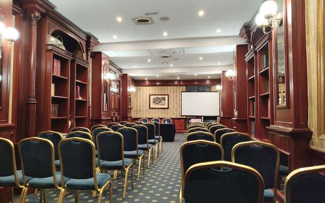 Radisson Blu GHR Hotel, Rome