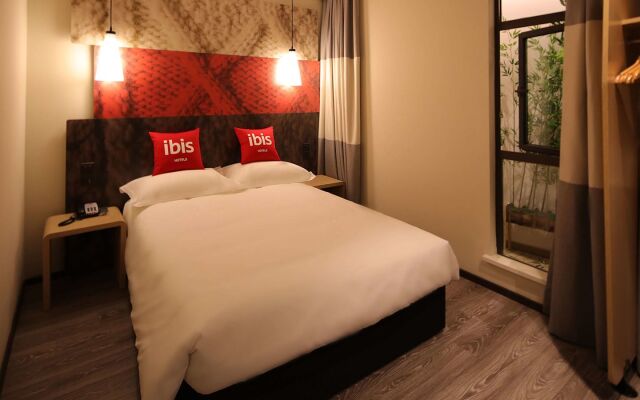 Ibis Shanghai Changshou