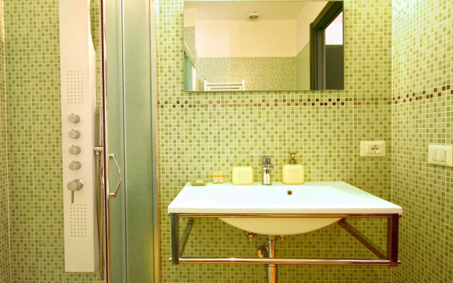 Passenger Vatican Relais