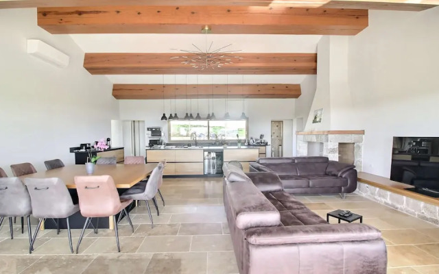 Villa Riposu Jacuzzi Pool Beach Access on Foot