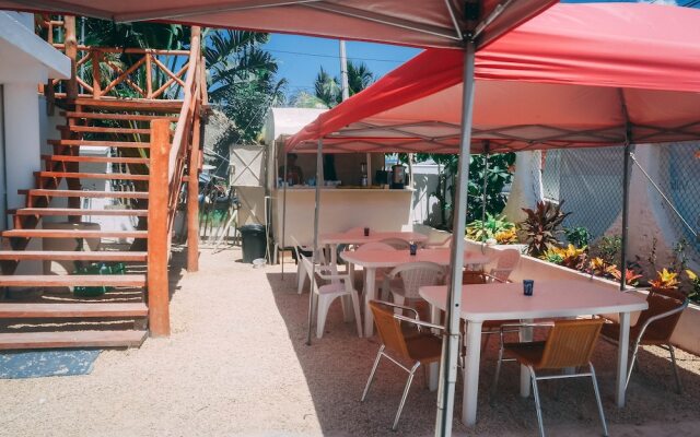 Malinche Hostel and Apartments