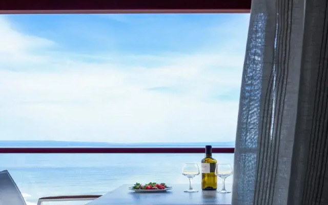 Elpiniki Luxury Rooms