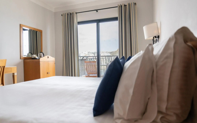 Calypso Hotel