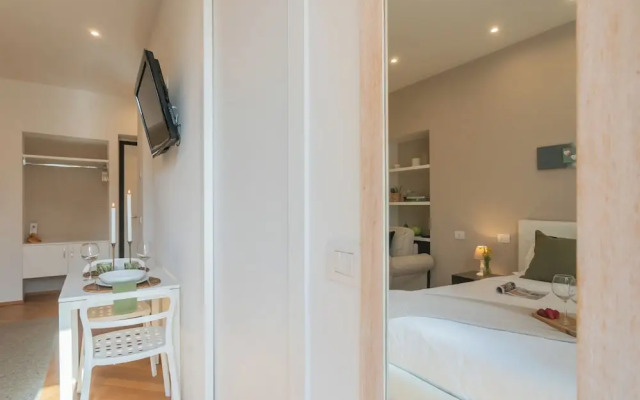 MT Studio by Rent All Como