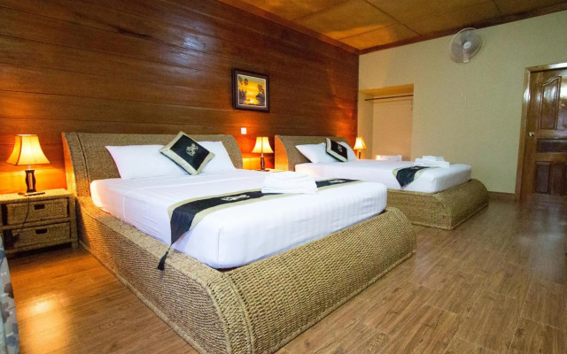 Atmaland Resort