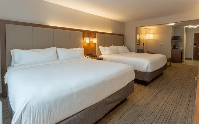 Holiday Inn Express Indianapolis - Southeast by IHG