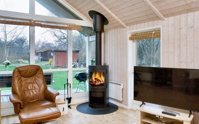 6 Person Holiday Home in Hojby-by Traum