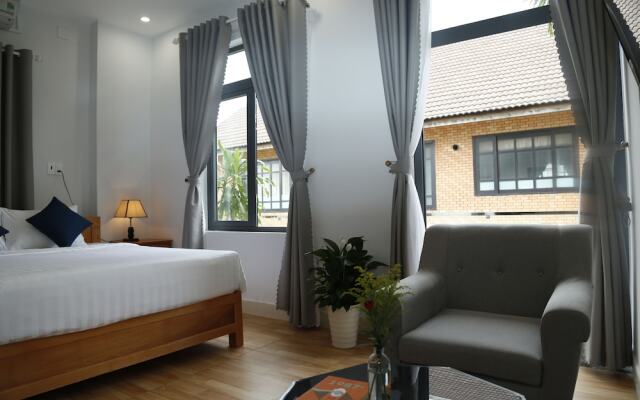 YOLO Apartment Homes