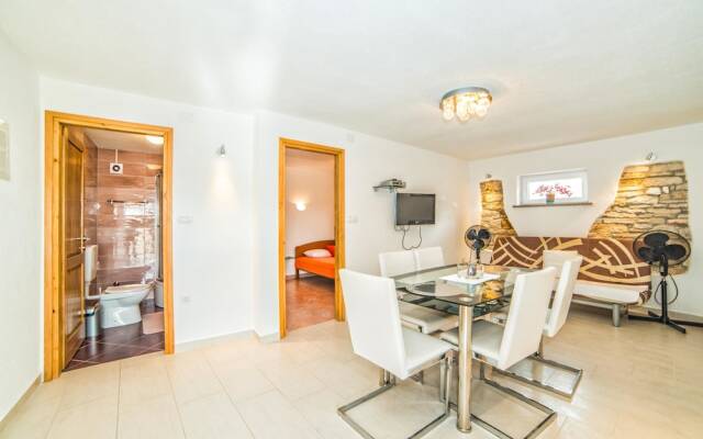 Apartments Dino EDI