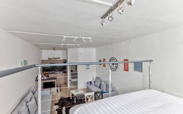 33 - Flat Av des Champs-Élysées