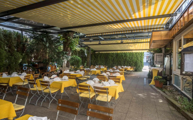 Hotel am Schlosspark &  Gasthof Neuwirt