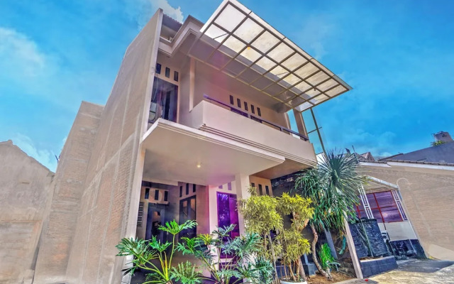 OYO 94769 Griya Djati Syariah 2