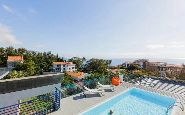 Terrace Mar