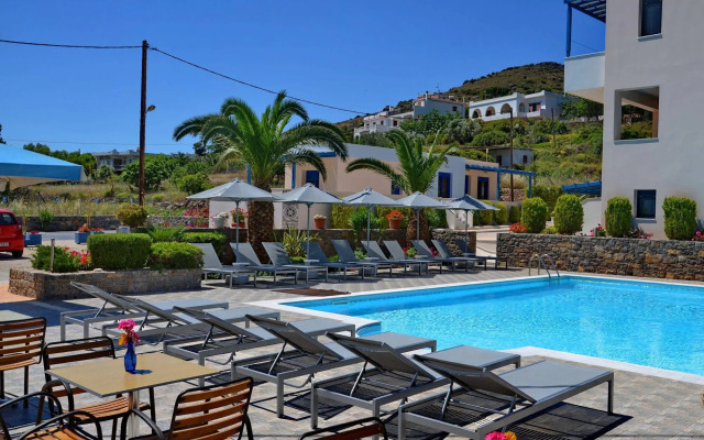 Emporios Bay Hotel
