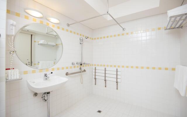Crowne Plaza Perth by IHG