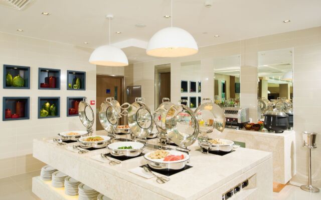 Holiday Inn Express Shanghai New Jinqiao by IHG