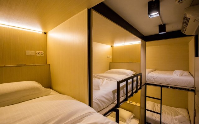 Bed To Bangkok - Hostel