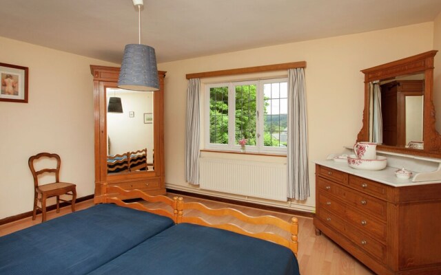 Beautiful Holiday Home With Garden in Belvaux