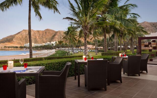 Shangri-La Barr Al Jissah Resort & Spa — Al Waha