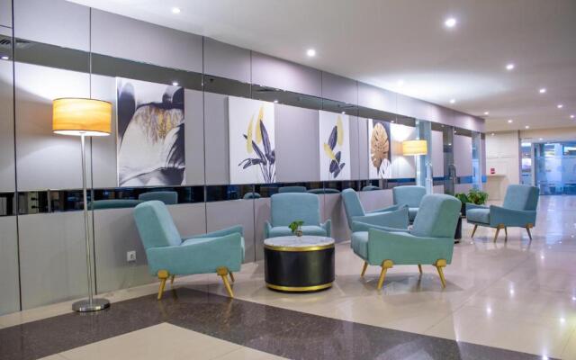 Nevada Ketapang Hotel
