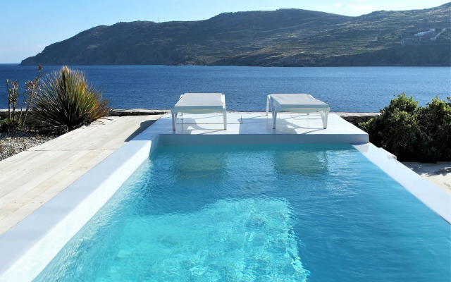 Mykonos Pantheon