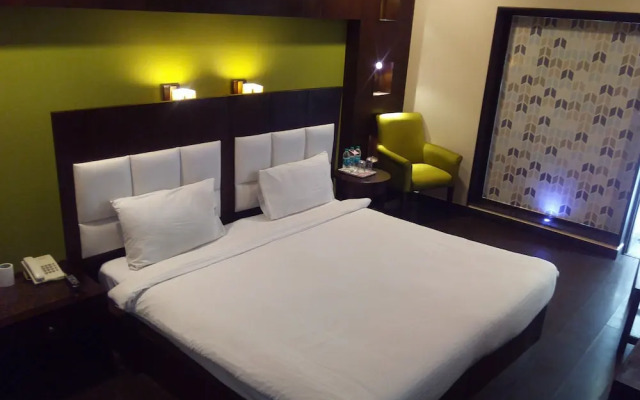 Hotel Saurabh Candy By Peppermint
