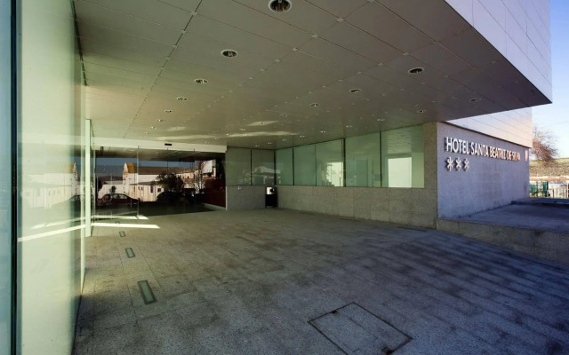 Santa Beatriz De Silva