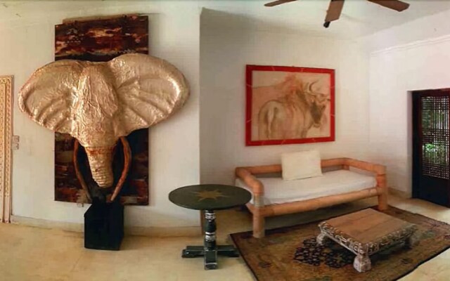 White Elephant Art Lodge
