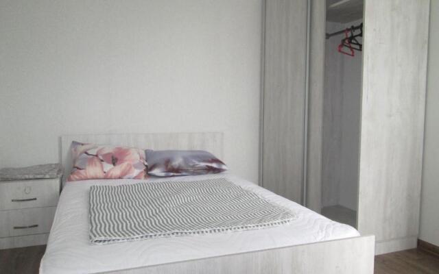 Mari Apartment