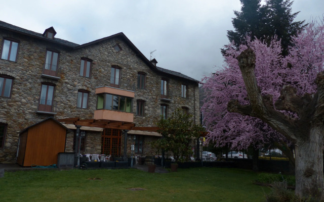 Hostal Vall d'Aneu