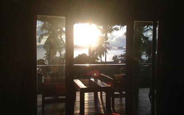 Blue Mango Rooms & Villas
