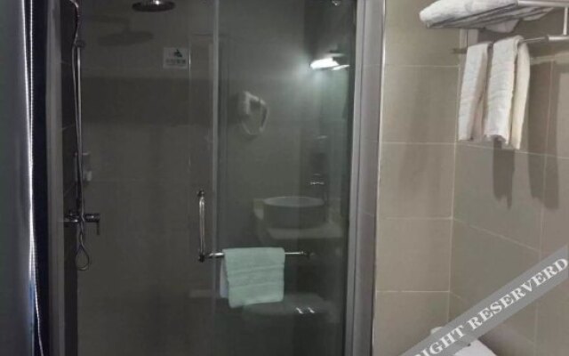 Weizhou Island Gold Coast Hotel (South Bay)
