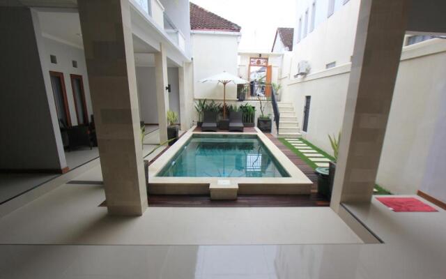 Tom Guest House