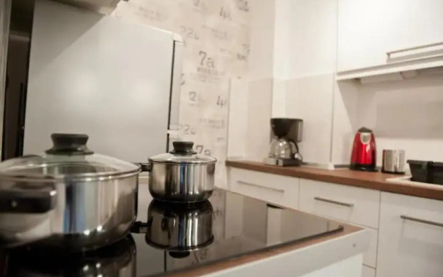 Manou No15 Apartment