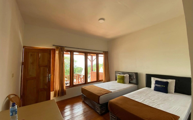 OYO 3040 D'pineapple Villa
