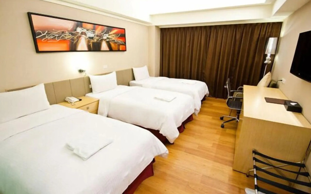 Delton Hotel