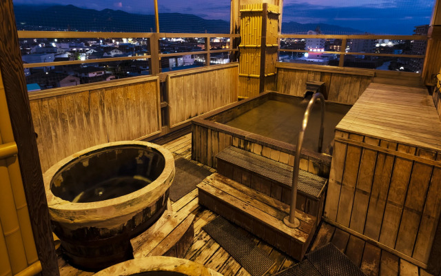 Japanese Onsen Ryokan KOHAKUEN