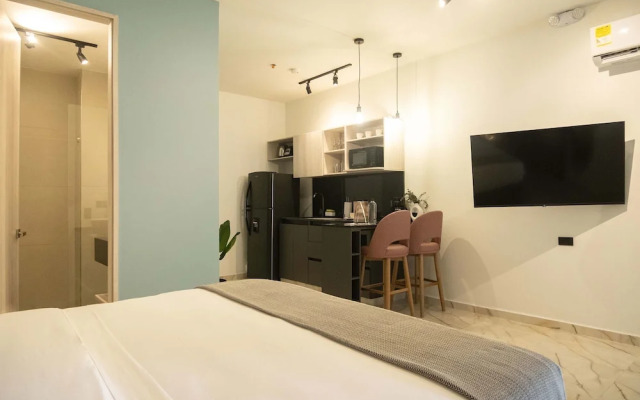 w Flawless 1BR w AC Near Ciudad Amurallada