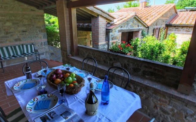Peaceful Haven in Paciano Hills