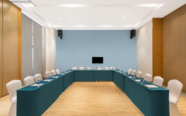 Holiday Inn Express Haikou West Coast by IHG