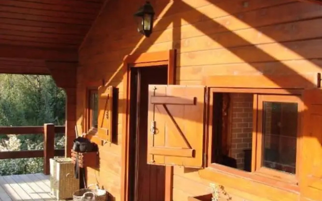 Stunning Rustic House River View