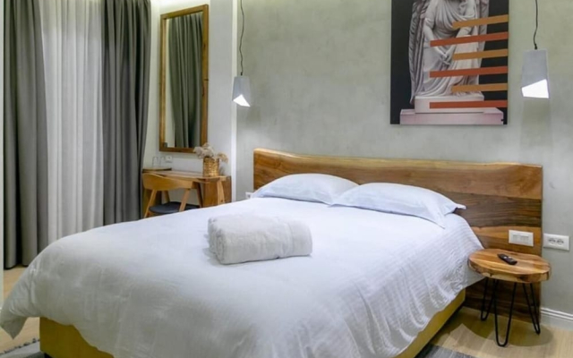 Elegance Boutique Hotel