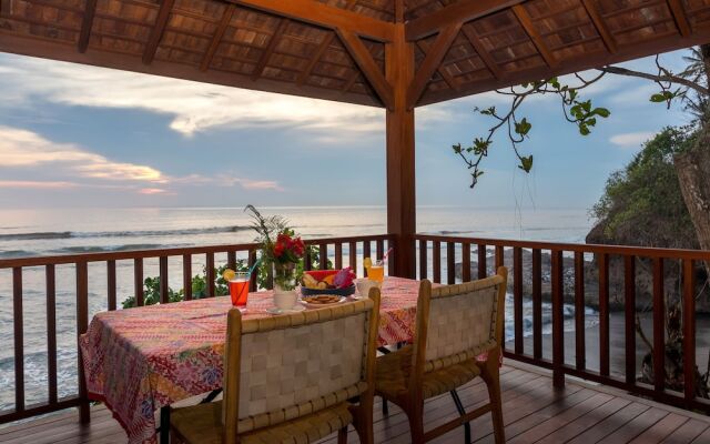 Villa Ronggo Mayang Bali