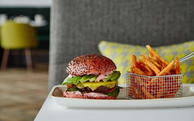 Holiday Inn Dublin Airport