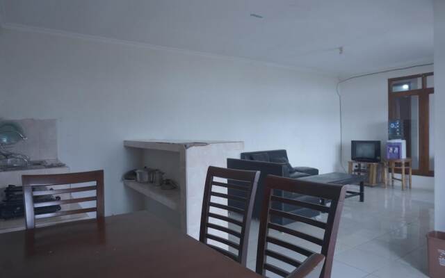 OYO Life  92977 Neba Kost Aesthetic